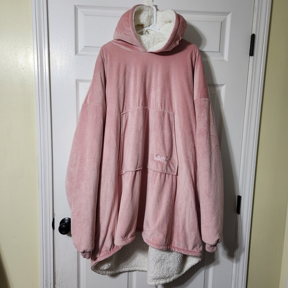 "The Comfy" Pink Hooded Sherpa Lined Blanket Hoodie